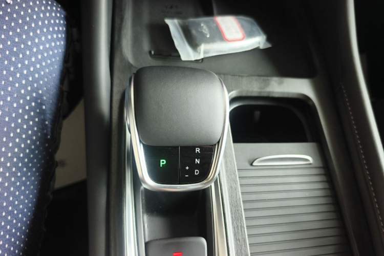 Used Chery Arrizo 8 PRO 2025 Pro 1.6T Luxury Model+ Gear Lever