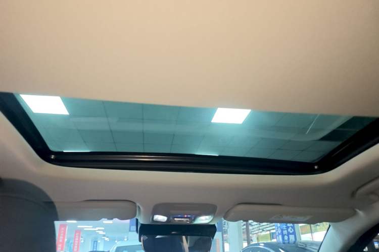 Used Chery Arrizo 8 PRO 2025 Pro 1.6T Luxury Model Headliner