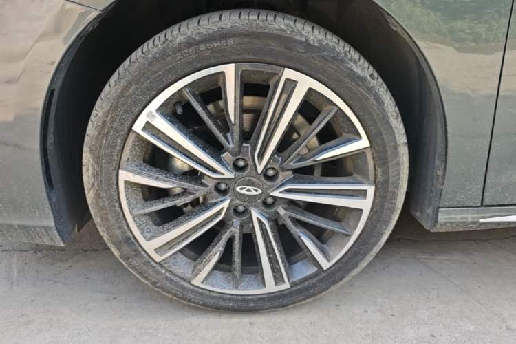 Used Chery Arrizo 8 PRO 2025 Pro 1.6T Luxury Model+ Left Front Wheel Hub