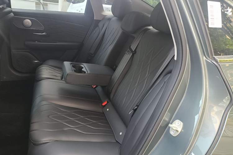 Used Chery Arrizo 8 PRO 2025 Pro 1.6T Luxury Model+ Left Rear Seat
