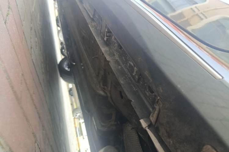 Used Chery Arrizo 8 PRO 2025 Pro 1.6T Luxury Model+ Left Side Sill
