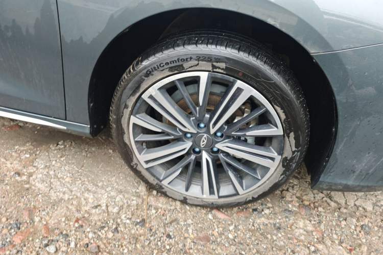 Used Chery Arrizo 8 PRO 2025 Pro 1.6T Comfort Version Right Front Wheel Hub