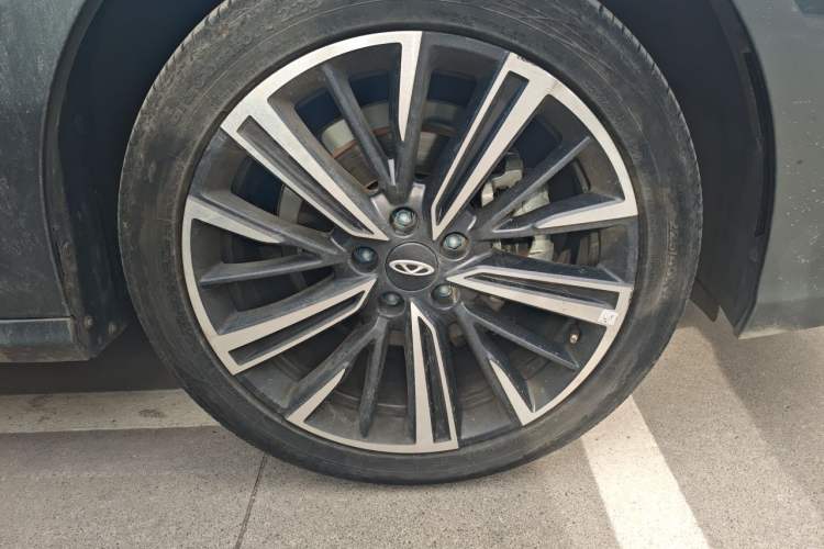 Used Chery Arrizo 8 PRO 2025 Pro 1.6T Luxury Model+ Right Front Wheel Hub