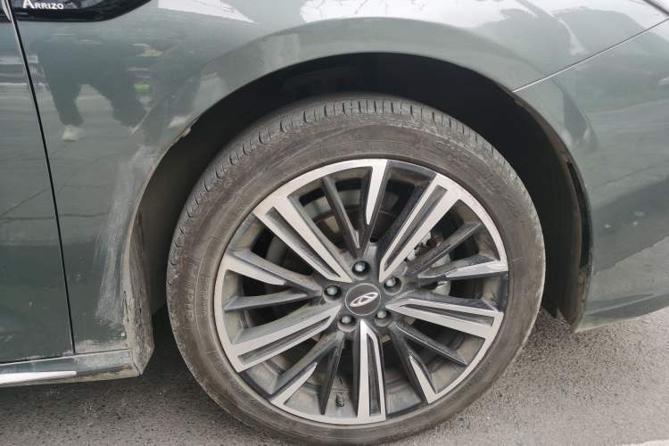 Used Chery Arrizo 8 PRO 2025 Pro 1.6T Luxury Model Right Front Wheel Hub