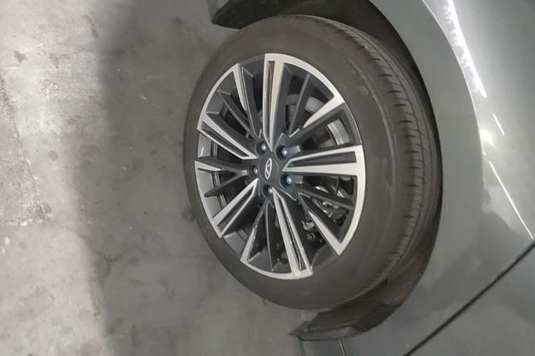Used Chery Arrizo 8 PRO 2025 Pro 1.6T Luxury Model+ Right Rear Wheel Hub