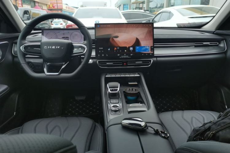 Used Chery Arrizo 8 PRO 2025 Pro 1.6T Luxury Model+ Center Console