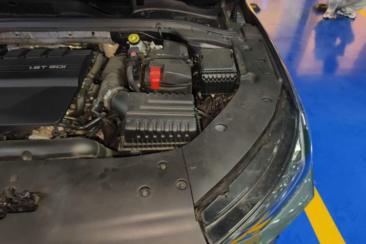 Used Chery Arrizo 8 PRO 2025 Pro 1.6T Comfort Version Engine Bay Left