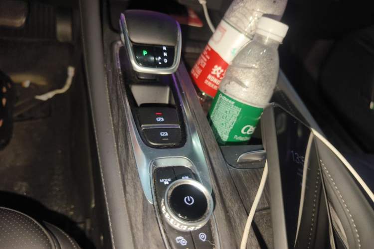 Used Chery Arrizo 8 PRO 2025 Pro 1.6T Comfort Version Gear Lever
