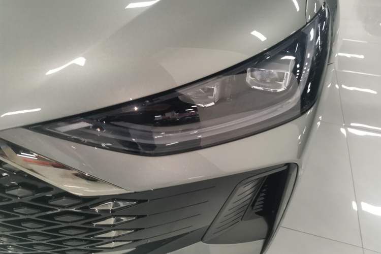 Used Chery Arrizo 8 PRO 2025 Pro 1.6T Comfort Version Left Front Headlight