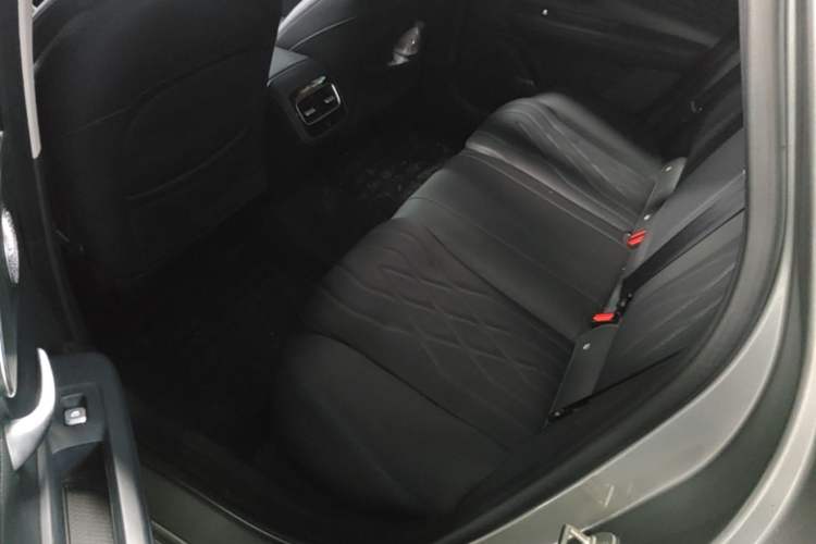 Used Chery Arrizo 8 PRO 2025 Pro 1.6T Comfort Version Left Rear Seat