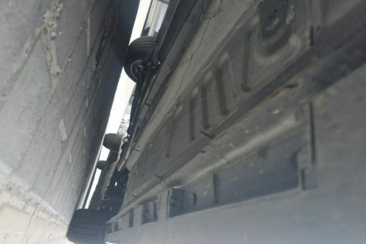 Used Chery Arrizo 8 PRO 2025 Pro 1.6T Luxury Model+ Left Side Sill