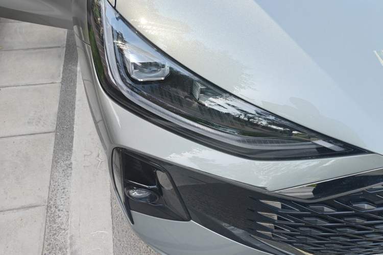 Used Chery Arrizo 8 PRO 2025 Pro 1.6T Luxury Model+ Right Front Headlight
