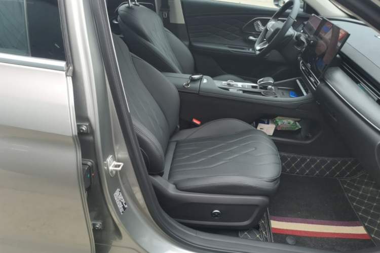 Used Chery Arrizo 8 PRO 2025 Pro 1.6T Luxury Model+ Right Front Seat