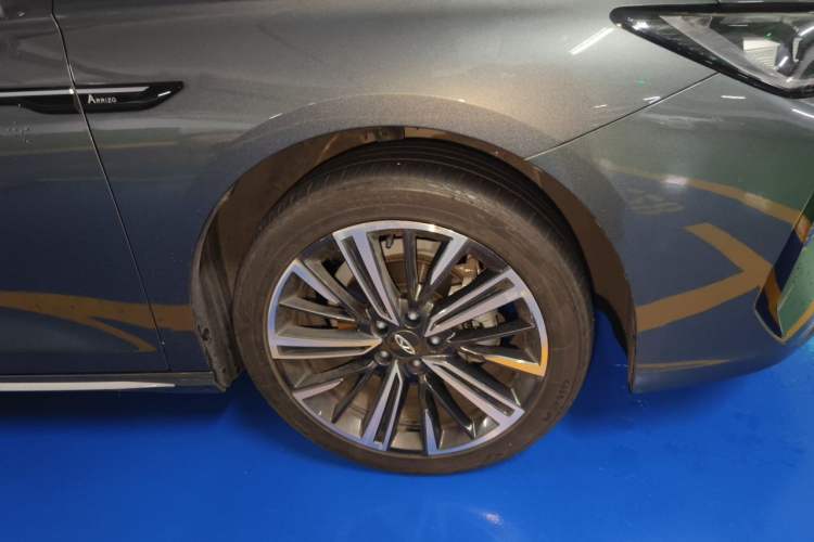 Used Chery Arrizo 8 PRO 2025 Pro 1.6T Comfort Version Right Front Wheel Hub