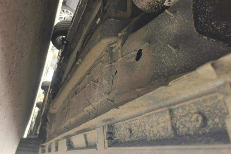 Used Chery Arrizo 8 PRO 2025 Pro 1.6T Luxury Model+ Right Side Sill
