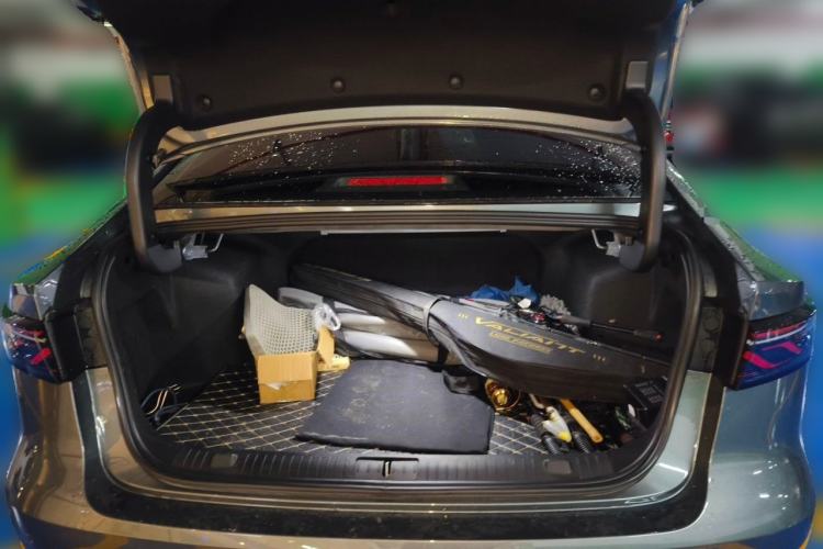 Used Chery Arrizo 8 PRO 2025 Pro 1.6T Comfort Version Trunk