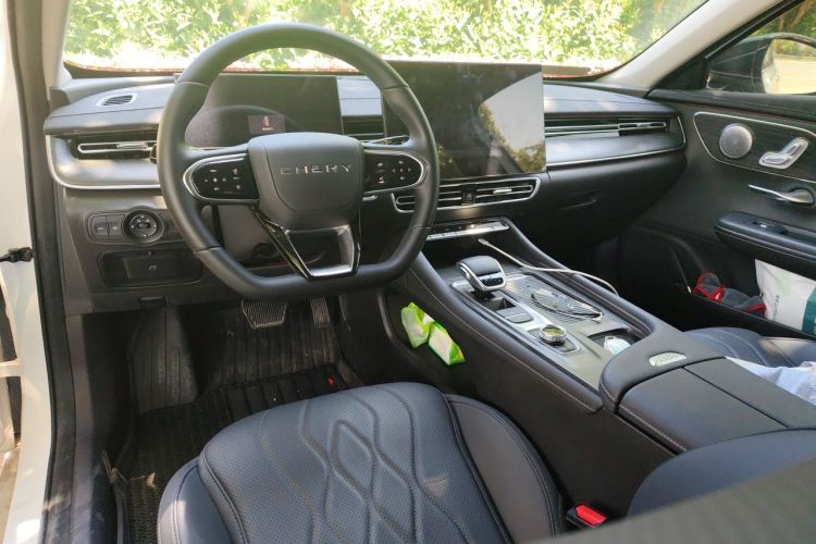 Used Chery Arrizo 8 PRO 2025 Pro 1.6T Luxury Model+ Center Console