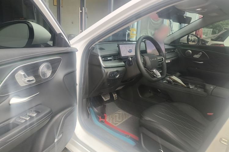 Used Chery Arrizo 8 PRO 2025 Model Pro 2.0T Prestige Version Driver Seat