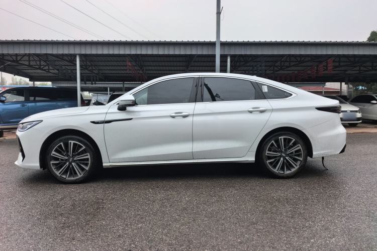 Used Chery Arrizo 8 PRO 2025 Pro 1.6T Luxury Model+ Exterior 2