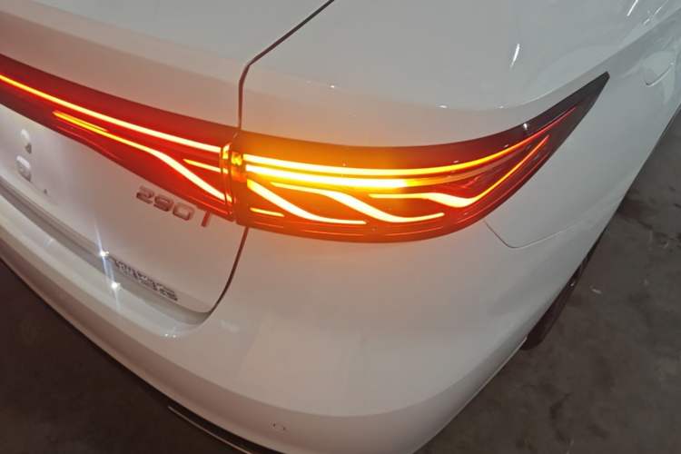 Used Chery Arrizo 8 PRO 2025 Pro 1.6T Luxury Model Exterior 3