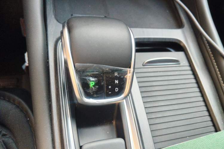 Used Chery Arrizo 8 PRO 2025 Pro 1.6T Comfort Version Gear Lever