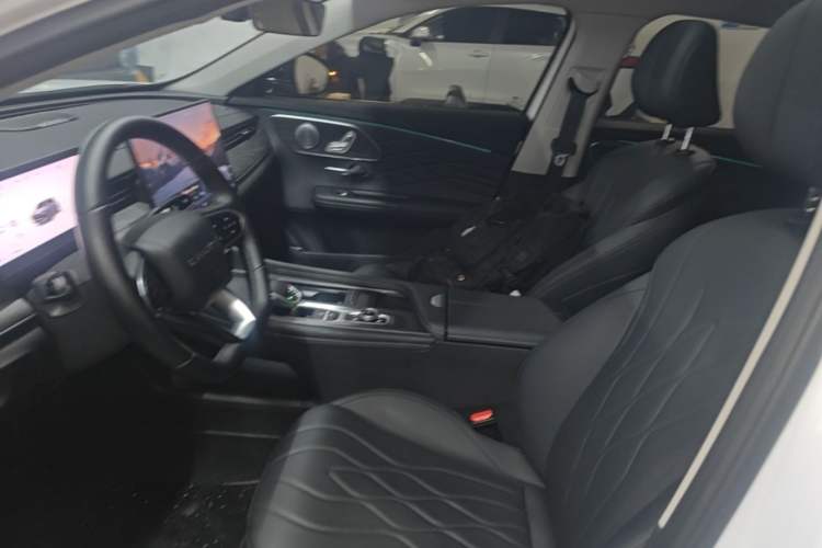 Used Chery Arrizo 8 PRO 2025 Pro 1.6T Luxury Model Left Front Seat