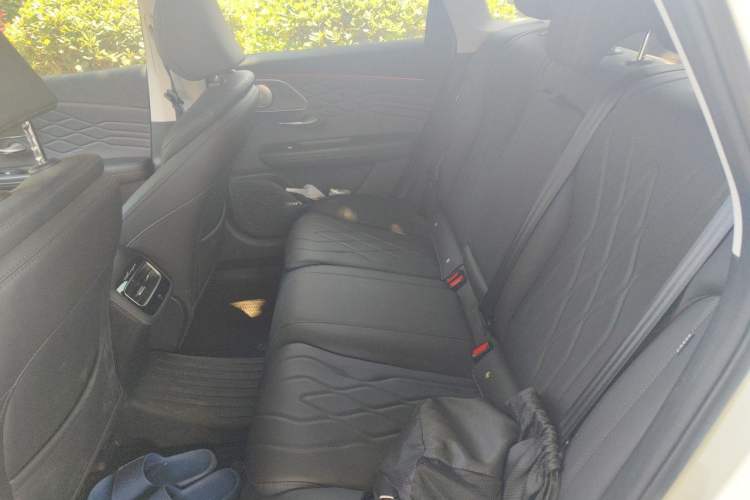 Used Chery Arrizo 8 PRO 2025 Pro 1.6T Luxury Model+ Left Rear Seat