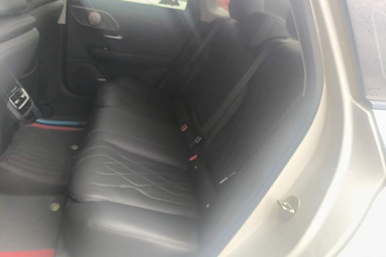 Used Chery Arrizo 8 PRO 2025 Model Pro 2.0T Prestige Version Left Rear Seat