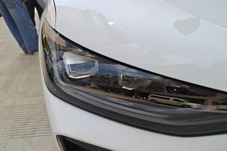 Used Chery Arrizo 8 PRO 2025 Pro 1.6T Comfort Version Right Front Headlight