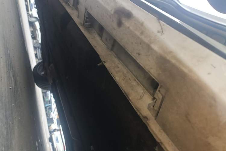 Used Chery Arrizo 8 PRO 2025 Model Pro 2.0T Prestige Version Right Side Sill