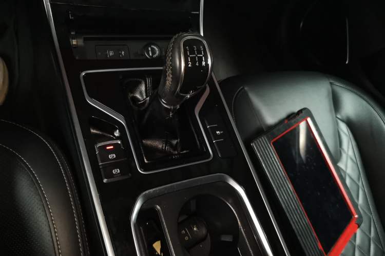 Used Chery Arrizo GX 2019 1.5T Manual New Color Version China V Standard Gear Lever
