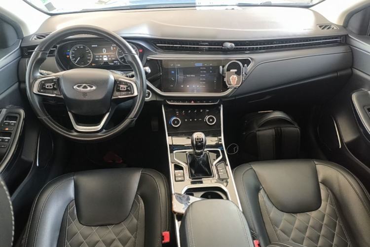 Used Chery Arrizo GX 2018 1.5T Manual Version Emission Standard China V Center Console