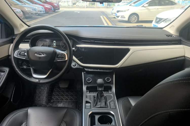 Used Chery Arrizo GX 2018 1.5T CVT Smart Color Edition China V Standard Center Console