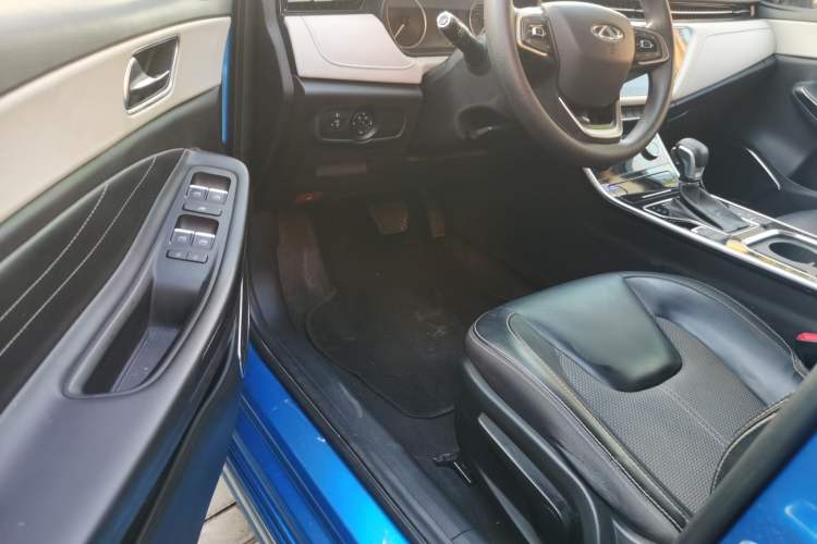Used Chery Arrizo GX 2018 1.5T CVT Dynamic Color Version China V Standard Driver Seat