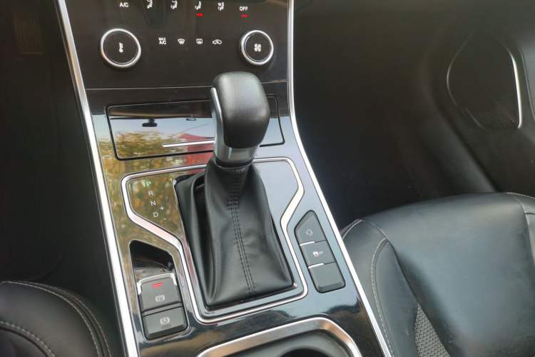 Used Chery Arrizo GX 2018 1.5T CVT Dynamic Color Version China V Standard Gear Lever