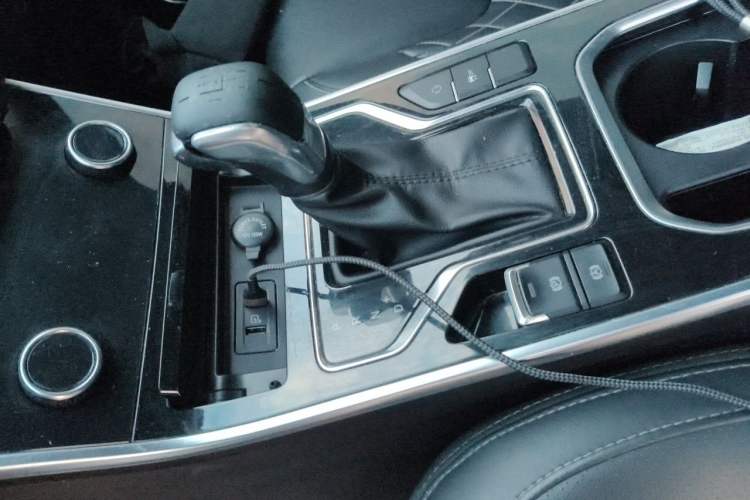 Used Chery Arrizo GX 2018 1.5T CVT Color Version China V Standard Gear Lever