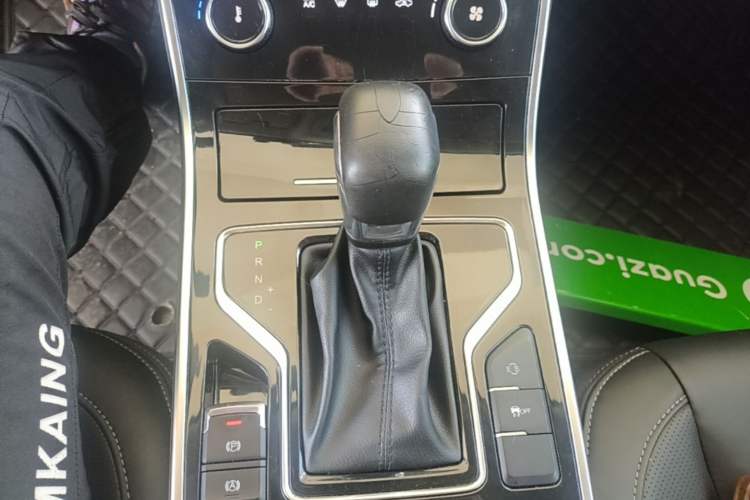Used Chery Arrizo GX 2018 1.5T CVT Color Version China V Standard Gear Lever