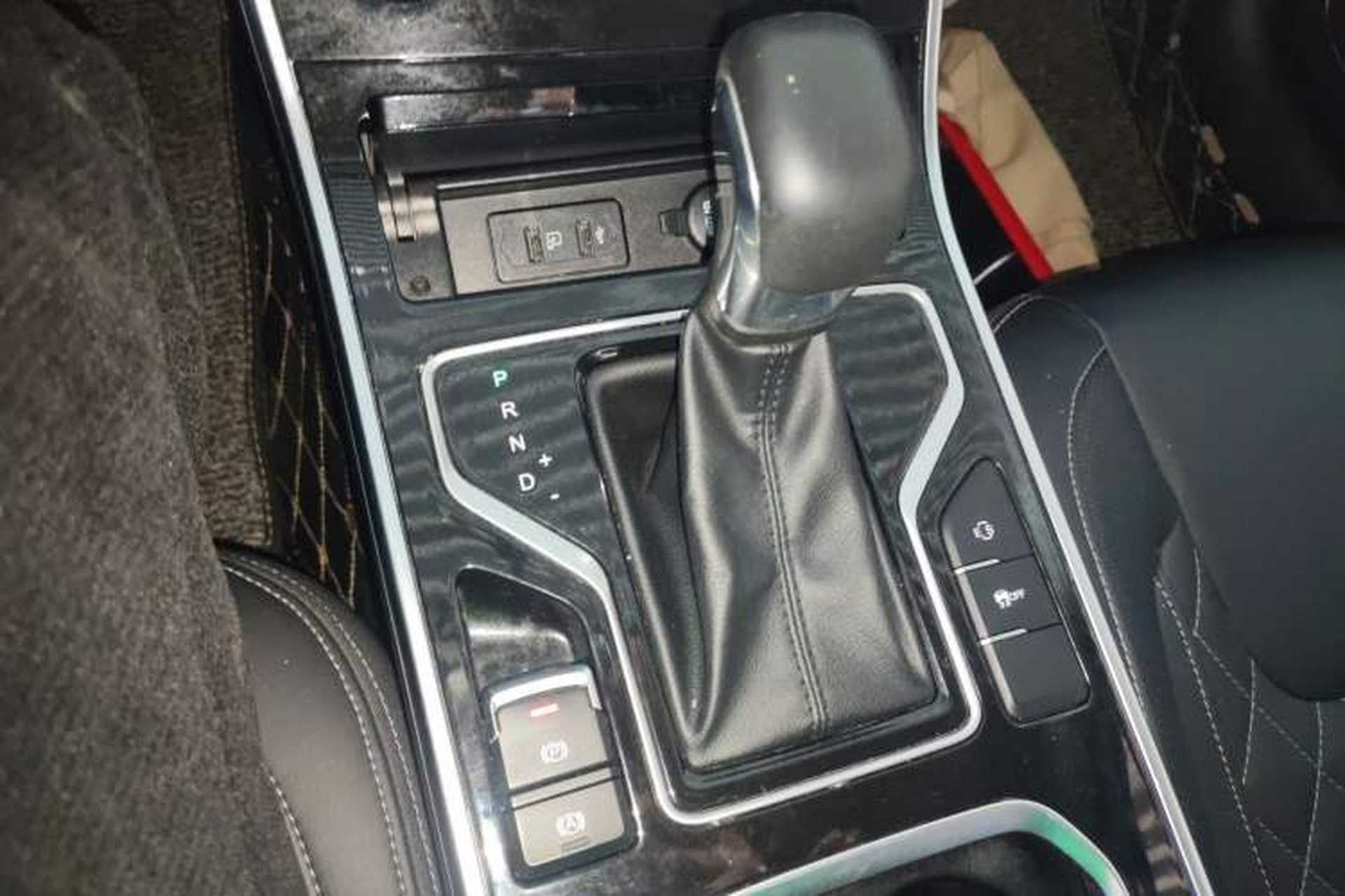 Used Chery Arrizo GX 2018 1.5T CVT Color Version China V Standard Gear Lever
