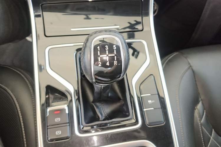 Used Chery Arrizo GX 2018 1.5T Manual Version Emission Standard China V Gear Lever