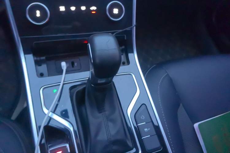 Used Chery Arrizo GX 2018 1.5T CVT Dynamic Color Version China V Standard Gear Lever