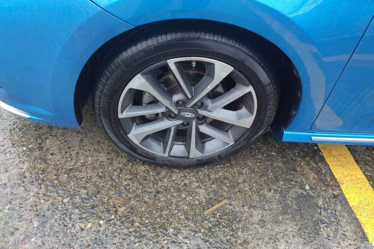 Used Chery Arrizo GX 2018 1.5T CVT Color Version China V Standard Left Front Wheel Hub