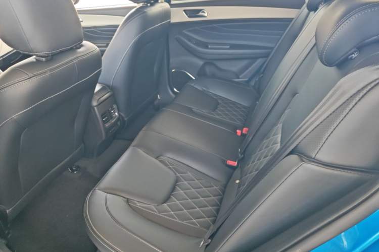 Used Chery Arrizo GX 2018 1.5T CVT Color Version China V Standard Left Rear Seat
