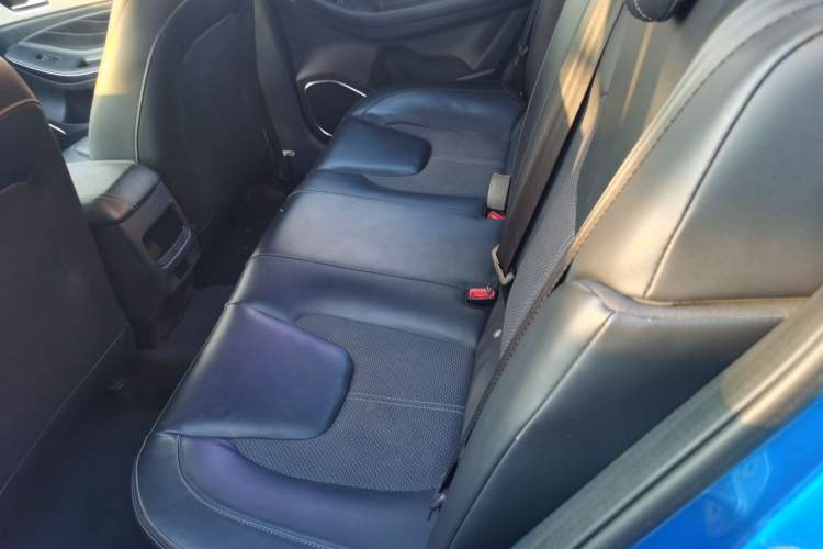 Used Chery Arrizo GX 2018 1.5T CVT Dynamic Color Version China V Standard Left Rear Seat
