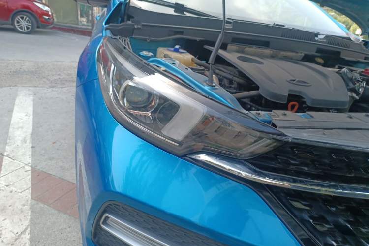 Used Chery Arrizo GX 2018 1.5T Manual Rui Color Version China V Standard Right Front Headlight