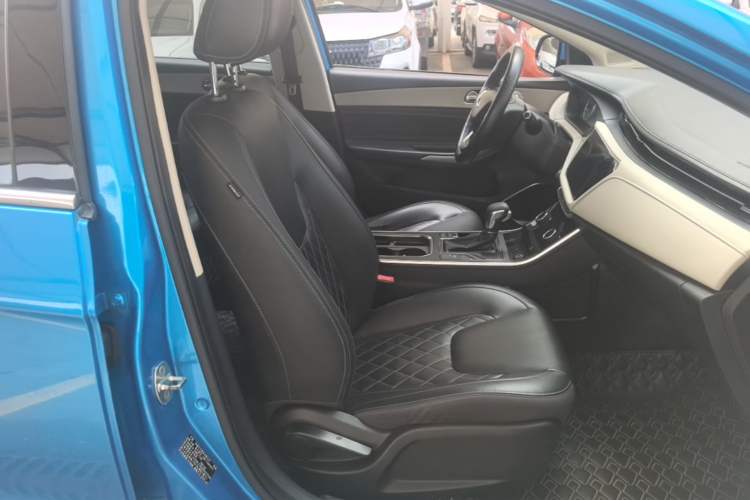 Used Chery Arrizo GX 2018 1.5T CVT Smart Color Edition China V Standard Right Front Seat