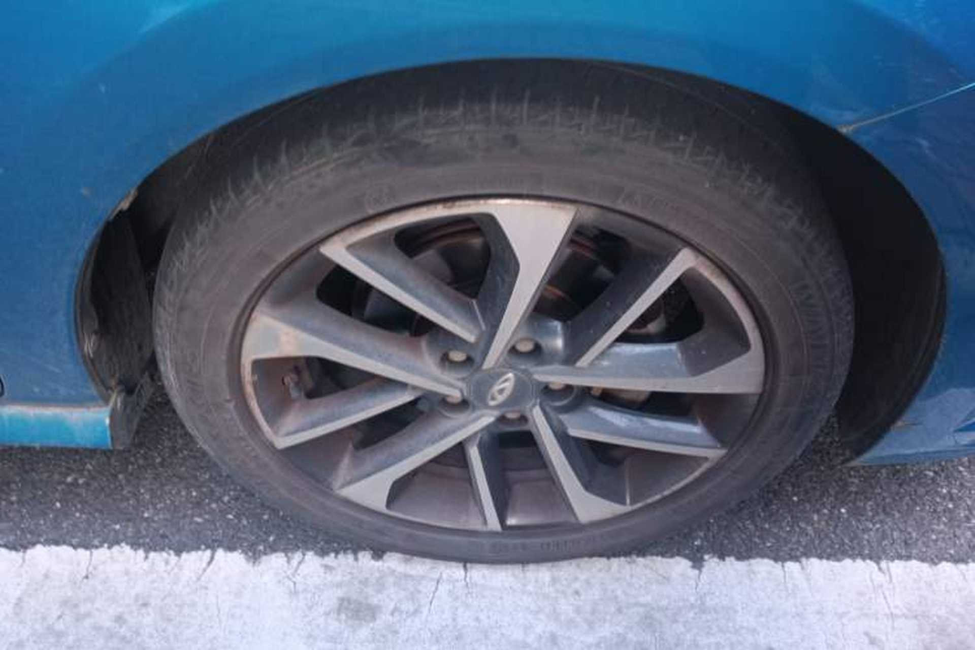 Used Chery Arrizo GX 2018 1.5T CVT Color Version China V Standard Right Front Wheel Hub
