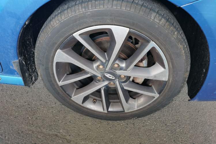 Used Chery Arrizo GX 2018 1.5T CVT Color Version China V Standard Right Front Wheel Hub