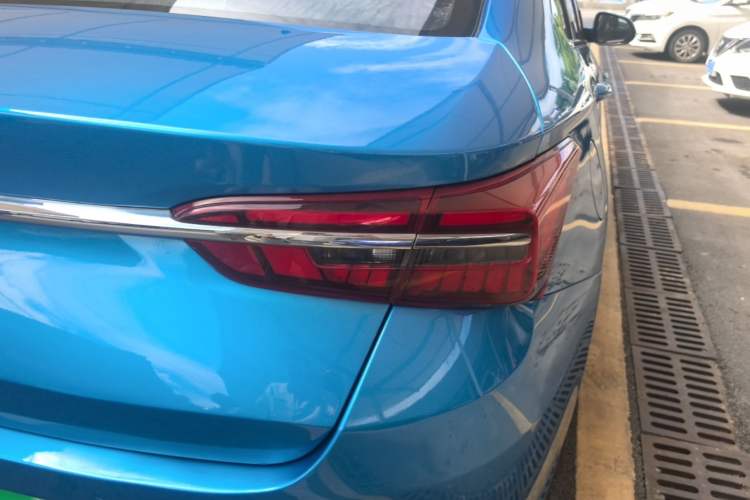 Used Chery Arrizo GX 2018 1.5T CVT Smart Color Edition China V Standard Right Rear Taillight