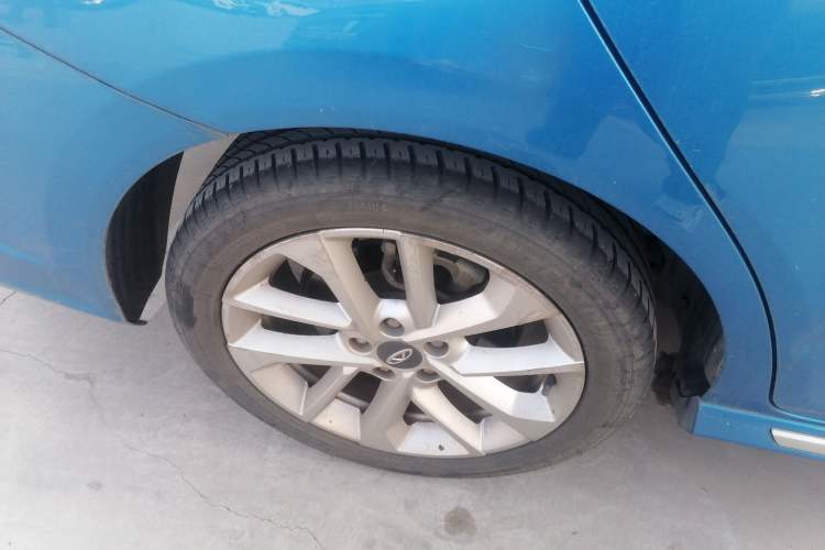Used Chery Arrizo GX 2018 1.5T CVT Dynamic Color Version China V Standard Right Rear Wheel Hub