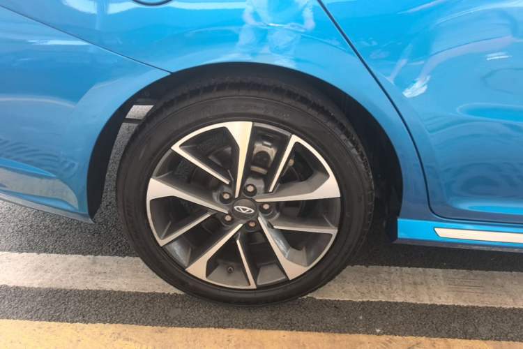 Used Chery Arrizo GX 2018 1.5T CVT Smart Color Edition China V Standard Right Rear Wheel Hub